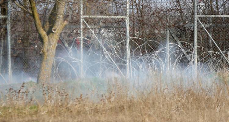 Εβρος: Ρίψη χημικών από την τουρκική πλευρά στα σύνορα