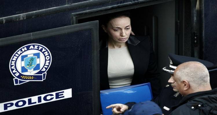 Δύο πολιτικά πρόσωπα κατονόμασε η Βίκυ Σταμάτη