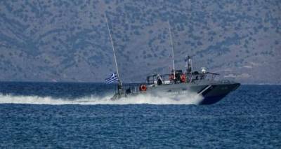 Σύγκρουση σκάφους με ταχύπλοο στην Αίγινα | Πληροφορίες για 20 άτομα στη θάλασσα