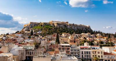 &Tau;&iota; &sigma;&eta;&mu;&alpha;ί&nu;&epsilon;&iota; &eta; &alpha;&nu;&alpha;&beta;ά&theta;&mu;&iota;&sigma;&eta; &tau;&eta;&sigmaf; &epsilon;&lambda;&lambda;&eta;&nu;&iota;&kappa;ή&sigmaf; &omicron;&iota;&kappa;&omicron;&nu;&omicron;&mu;ί&alpha;&sigmaf; &alpha;&pi;ό Moody's &kappa;&alpha;&iota; Scope | &laquo;Έ&chi;&epsilon;&iota; &tau;&epsilon;&rho;ά&sigma;&tau;&iota;&alpha; &alpha;&xi;ί&alpha;, &sigma;&epsilon; &mu;&iota;&alpha; &sigma;&tau;&iota;&gamma;&mu;ή &pi;&omicron;&upsilon; &omicron;&iota; &delta;&iota;&epsilon;&theta;&nu;&epsilon;ί&sigmaf; &alpha;&gamma;&omicron;&rho;έ&sigmaf; &delta;&omicron;&kappa;&iota;&mu;ά&zeta;&omicron;&nu;&tau;&alpha;&iota;&raquo;, &tau;&omicron; &mu;ή&nu;&upsilon;&mu;&alpha; &Pi;&iota;&epsilon;&rho;&rho;&alpha;&kappa;ά&kappa;&eta;