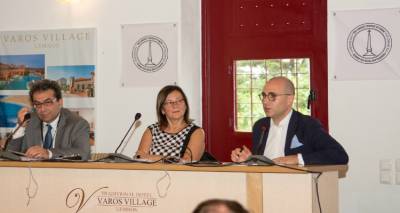 &Phi;ί&lambda;&omicron;&iota; &tau;&omega;&nu; Anzac &alpha;&pi;ό &tau;&eta; &Lambda;ή&mu;&nu;&omicron;: &Epsilon;&upsilon;&chi;&alpha;&rho;&iota;&sigma;&tau;ί&epsilon;&sigmaf; &gamma;&iota;&alpha; &tau;&omicron; &Delta;&iota;&epsilon;&theta;&nu;έ&sigmaf; &Sigma;&upsilon;&nu;έ&delta;&rho;&iota;&omicron; &mu;&epsilon; &theta;έ&mu;&alpha; &tau;&eta; &Sigma;&upsilon;&nu;&theta;ή&kappa;&eta; &tau;&omicron;&upsilon; &Mu;&omicron;ύ&delta;&rho;&omicron;&upsilon; (photos)