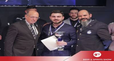 &Omicron; &Nu;&iota;&kappa;ό&lambda;&alpha;&sigmaf; &Alpha;&nu;&alpha;&gamma;&omega;&sigma;&tau;ό&pi;&omicron;&upsilon;&lambda;&omicron;&sigmaf; &Pi;&rho;&omega;&tau;&alpha;&theta;&lambda;&eta;&tau;ή&sigmaf; &Epsilon;&lambda;&lambda;ά&delta;&omicron;&sigmaf; &sigma;&tau;&omicron; "Classic Cocktail"