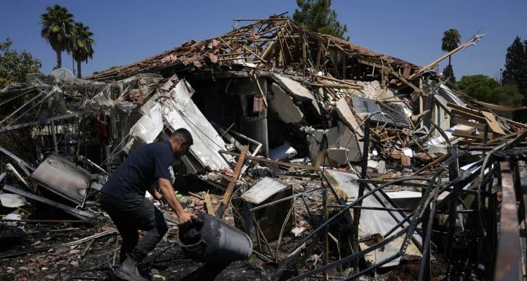 &Tau;&omicron; &Iota;&sigma;&rho;&alpha;ή&lambda; &sigma;&kappa;ό&tau;&omega;&sigma;&epsilon; &eta;&gamma;&epsilon;&tau;&iota;&kappa;ό &sigma;&tau;έ&lambda;&epsilon;&chi;&omicron;&sigmaf; &tau;&eta;&sigmaf; &Phi;ά&tau;&alpha;&chi; &sigma;&tau;&omicron;&nu; &Lambda;ί&beta;&alpha;&nu;&omicron; -&Lambda;&iota;&gamma;&omicron;&sigma;&tau;&epsilon;ύ&omicron;&upsilon;&nu; &omicron;&iota; &epsilon;&lambda;&pi;ί&delta;&epsilon;&sigmaf; &gamma;&iota;&alpha; &kappa;&alpha;&tau;ά&pi;&alpha;&upsilon;&sigma;&eta; &pi;&upsilon;&rho;ό&sigmaf;