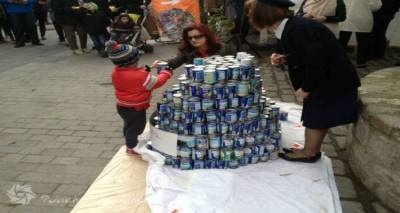 &Tau;&omicron; &laquo;&Delta;έ&nu;&tau;&rho;&omicron; &tau;&eta;&sigmaf; &alpha;&gamma;ά&pi;&eta;&sigmaf;&raquo; &gamma;&iota;&alpha; ά&lambda;&lambda;&eta; &mu;&iota;&alpha; &phi;&omicron;&rho;ά &sigma;&tau;&eta; &Lambda;ή&mu;&nu;&omicron; | Ό&lambda;&omicron;&iota; &mu;&alpha;&zeta;ί &mu;&pi;&omicron;&rho;&omicron;ύ&mu;&epsilon;