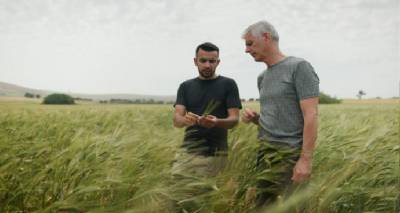 &Tau;&eta;&nu; &Kappa;&upsilon;&rho;&iota;&alpha;&kappa;ή &eta; &epsilon;&kappa;&pi;&omicron;&mu;&pi;ή "+ά&nu;&theta;&rho;&omega;&pi;&omicron;&iota;" &tau;&alpha;&xi;&iota;&delta;&epsilon;ύ&epsilon;&iota; &Lambda;ή&mu;&nu;&omicron; | &Sigma;&tau;&eta;&nu; &Epsilon;&Rho;&Tau;3 &laquo;&Omicron;&iota; &sigma;&pi;ό&rho;&omicron;&iota; &tau;&eta;&sigmaf; &epsilon;&lambda;&pi;ί&delta;&alpha;&sigmaf;&raquo;