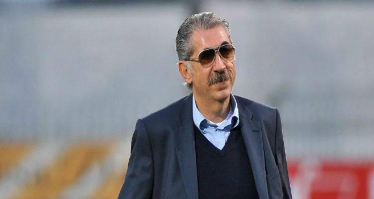 &Pi;έ&theta;&alpha;&nu;&epsilon; &omicron; &Mu;ά&kappa;&eta;&sigmaf; &Psi;&omega;&mu;&iota;ά&delta;&eta;&sigmaf;