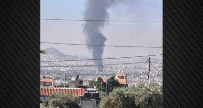 &Phi;&omega;&tau;&iota;ά &tau;ώ&rho;&alpha; &sigma;&epsilon; &kappa;&alpha;&tau;ά&sigma;&tau;&eta;&mu;&alpha; &mu;&epsilon; &alpha;&nu;&tau;&alpha;&lambda;&lambda;&alpha;&kappa;&tau;&iota;&kappa;ά &alpha;&upsilon;&tau;&omicron;&kappa;&iota;&nu;ή&tau;&omega;&nu; &sigma;&tau;&omicron; &Mu;&epsilon;&nu;ί&delta;&iota;, &mu;&alpha;ύ&rho;&omicron;&sigmaf; &kappa;&alpha;&pi;&nu;ό&sigmaf; &sigma;&tau;&alpha; &beta;ό&rho;&epsilon;&iota;&alpha; &pi;&rho;&omicron;ά&sigma;&tau;&iota;&alpha;