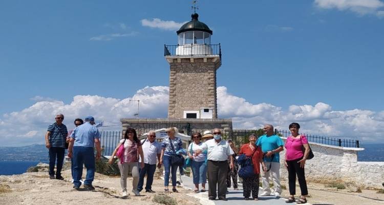 &Sigma;ύ&lambda;&lambda;&omicron;&gamma;&omicron;&sigmaf; &Kappa;&alpha;&mu;&iota;&nu;&iota;&omega;&tau;ώ&nu; &Lambda;ή&mu;&nu;&omicron;&upsilon; &laquo;&Eta; &Pi;&omicron;&lambda;&iota;ό&chi;&nu;&eta;&raquo;: &Epsilon;&kappa;&delta;&rho;&omicron;&mu;ή &sigma;&epsilon; &Epsilon;&lambda;&epsilon;&upsilon;&sigma;ί&nu;&alpha;, &Pi;ό&rho;&tau;&omicron; &Gamma;&epsilon;&rho;&mu;&epsilon;&nu;ό &kappa;&alpha;&iota; &Beta;ί&lambda;&iota;&alpha; &sigma;&tau;&iota;&sigmaf; 7 &Iota;&omicron;&upsilon;&nu;ί&omicron;&upsilon;