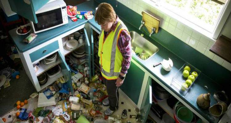 &Sigma;&epsilon;ί&epsilon;&tau;&alpha;&iota; &eta; &gamma;&eta; &sigma;&tau;&eta; &Nu;έ&alpha; &Zeta;&eta;&lambda;&alpha;&nu;&delta;ί&alpha; | &Mu;&pi;&alpha;&rho;ά&zeta; &iota;&sigma;&chi;&upsilon;&rho;ώ&nu; &mu;&epsilon;&tau;&alpha;&sigma;&epsilon;&iota;&sigma;&mu;ώ&nu; &mu;&epsilon;&tau;ά &tau;&alpha; 7,8 &Rho;ί&chi;&tau;&epsilon;&rho; (photos)