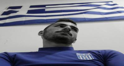 &Rho;ί&chi;&nu;&epsilon;&tau;&alpha;&iota; &sigma;&tau;&eta; &mu;ά&chi;&eta; &tau;&omicron;&upsilon; &Epsilon;&upsilon;&rho;&omega;&pi;&alpha;ϊ&kappa;&omicron;ύ &omicron; &Lambda;&eta;&mu;&nu;&iota;ό&sigmaf; &Chi;ά&rho;&eta;&sigmaf; &Nu;&tau;&iota;&nu;&epsilon;&nu;ή&sigmaf;