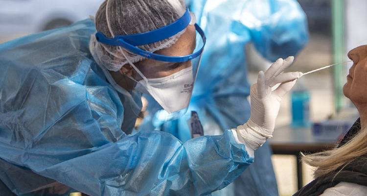 Κορωνοϊός: Στα 716 τα νέα κρούσματα | 268 οι διασωληνωμένοι, 18 θάνατοι
