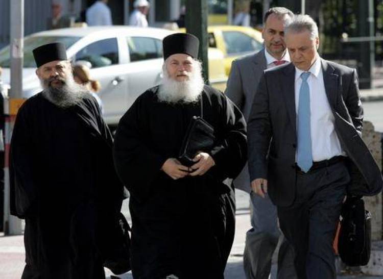 &Sigma;&epsilon; &delta;ί&kappa;&eta; &Epsilon;&phi;&rho;&alpha;ί&mu; &kappa;&alpha;&iota; ά&lambda;&lambda;&omicron;&iota; 13 &gamma;&iota;&alpha; &tau;&omicron; &Beta;&alpha;&tau;&omicron;&pi;έ&delta;&iota;