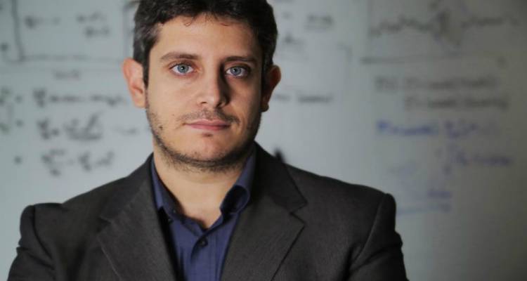 &Omicron; &Lambda;&eta;&mu;&nu;&iota;ό&sigmaf; &pi;&omicron;&upsilon; &delta;&iota;&alpha;&pi;&rho;έ&pi;&epsilon;&iota; &sigma;&tau;&omicron; &Mu;&Iota;&Tau;: &Alpha;&nu;έ&pi;&tau;&upsilon;&xi;&epsilon; &alpha;&lambda;&gamma;ό&rho;&iota;&theta;&mu;&omicron; &pi;&omicron;&upsilon; &pi;&rho;&omicron;&beta;&lambda;έ&pi;&epsilon;&iota; &alpha;&kappa;&rho;&alpha;ί&alpha; &gamma;&epsilon;&gamma;&omicron;&nu;ό&tau;&alpha;!