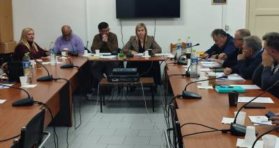 &Sigma;&tau;ή&rho;&iota;&xi;&eta; &kappa;&alpha;&iota; &alpha;&pi;ό &tau;&omicron; &Delta;&eta;&mu;&omicron;&tau;&iota;&kappa;ό &Sigma;&upsilon;&mu;&beta;&omicron;ύ&lambda;&iota;&omicron; &sigma;&tau;&alpha; &mu;έ&lambda;&eta; &tau;&omicron;&upsilon; &Pi;&alpha;&rho;&alpha;&rho;&tau;ή&mu;&alpha;&tau;&omicron;&sigmaf; &Lambda;ή&mu;&nu;&omicron;&upsilon; &tau;&omicron;&upsilon; &Epsilon;&pi;&iota;&mu;&epsilon;&lambda;&eta;&tau;&eta;&rho;ί&omicron;&upsilon;