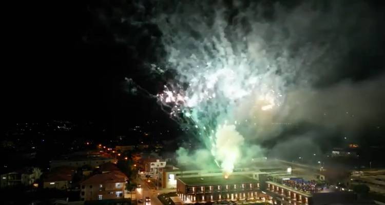 &Lambda;ή&mu;&nu;&omicron;&sigmaf;: Grand &epsilon;&gamma;&kappa;&alpha;ί&nu;&iota;&alpha; &gamma;&iota;&alpha; &tau;&omicron; Grand Patelli