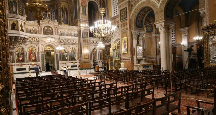 Κάνει πίσω ο Ιερώνυμος: Εγκύκλιος στους Μητροπολίτες για τήρηση των μέτρων τα Θεοφάνεια