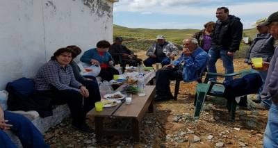 &Sigma;&tau;&omicron; &Phi;&alpha;&lambda;&alpha;&kappa;&rho;ό &gamma;&iota;&alpha; &tau;&eta;&nu; &Pi;&rho;&omega;&tau;&omicron;&mu;&alpha;&gamma;&iota;ά &eta; &Chi;&rho;&iota;&sigma;&tau;&iota;ά&nu;&alpha; &Kappa;&alpha;&lambda;&omicron;&gamma;ή&rho;&omicron;&upsilon;