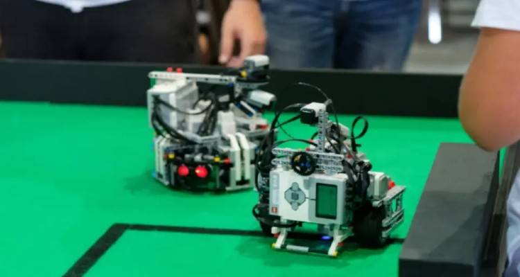 Χάλκινο μετάλλιο για το «υγειονομικό ρομπότ» της Ελλάδας στην Παγκόσμια Ολυμπιάδα Ρομποτικής