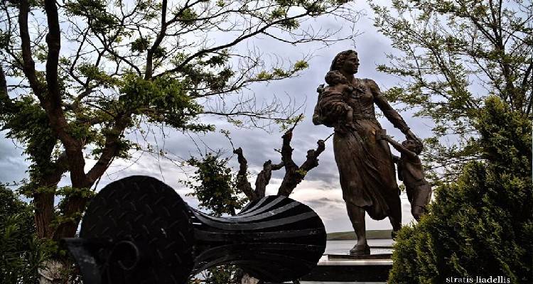&Epsilon;&kappa;&delta;ή&lambda;&omega;&sigma;&eta; &mu;&nu;ή&mu;&eta;&sigmaf; &gamma;&iota;&alpha; &tau;&alpha; 100 &chi;&rho;ό&nu;&iota;&alpha; &alpha;&pi;ό &tau;&eta; &Mu;&iota;&kappa;&rho;&alpha;&sigma;&iota;&alpha;&tau;&iota;&kappa;ή &Kappa;&alpha;&tau;&alpha;&sigma;&tau;&rho;&omicron;&phi;ή &sigma;&tau;&eta;&nu; &Kappa;&omicron;ύ&tau;&alpha;&lambda;&eta;