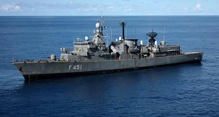 «Με Αρετή και Τόλμη»: Η καθημερινότητα των μελών του πληρώματος της Φρεγάτας «Λήμνος»