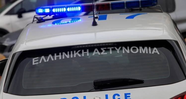 &Mu;ά&nu;&delta;&rho;&alpha;: &Lambda;&eta;&sigma;&tau;έ&sigmaf; έ&delta;&epsilon;&sigma;&alpha;&nu; &iota;&delta;&iota;&omicron;&kappa;&tau;ή&tau;&eta; &alpha;&rho;&tau;&omicron;&pi;&omicron;&iota;&epsilon;ί&omicron;&upsilon; &mu;&epsilon; &chi;&epsilon;&iota;&rho;&omicron;&pi;έ&delta;&epsilon;&sigmaf; &kappa;&alpha;&iota; &tau;o&nu; &laquo;&xi;ά&phi;&rho;&iota;&sigma;&alpha;&nu;&raquo; -&Pi;ή&rho;&alpha;&nu; &kappa;&alpha;&iota; &chi;&rho;&upsilon;&sigma;&alpha;&phi;&iota;&kappa;ά &alpha;&pi;ό &tau;&omicron; &sigma;&pi;ί&tau;&iota; &tau;&omicron;&upsilon;