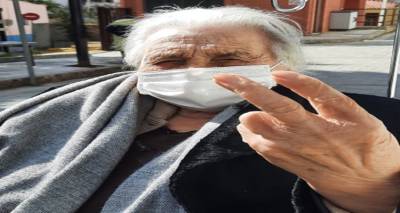 Covid-19: &Eta; 96&chi;&rho;&omicron;&nu;&eta; &Lambda;&eta;&mu;&nu;&iota;ά &Mu;&alpha;&rho;ί&nu;&alpha; &Pi;&alpha;&lambda;&alpha;&iota;&omicron;&lambda;&omicron;&gamma;&omicron;ύ&delta;&iota;&alpha; &sigma;&tau;έ&lambda;&nu;&epsilon;&iota; &tau;&omicron; &delta;&iota;&kappa;ό &tau;&eta;&sigmaf; &mu;ή&nu;&upsilon;&mu;&alpha;