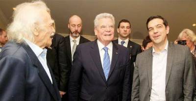 &Tau;&sigma;ί&pi;&rho;&alpha;&sigmaf; &kappa;&alpha;&iota; &Gamma;&lambda;έ&zeta;&omicron;&sigmaf; &laquo;&pi;&upsilon;&rho;&omicron;&beta;&omicron;&lambda;&omicron;ύ&sigma;&alpha;&nu;&raquo; &epsilon;&pi;ί &mu;ί&alpha; ώ&rho;&alpha; &tau;&omicron;&nu; &Gamma;&epsilon;&rho;&mu;&alpha;&nu;ό &Pi;&rho;ό&epsilon;&delta;&rho;&omicron;