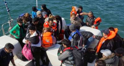 Βρέφη και ανήλικα παιδιά ανάμεσα στους Σύριους μετανάστες που έφτασαν Λήμνο (mp3)