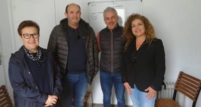 &Sigma;&upsilon;&nu;ά&nu;&tau;&eta;&sigma;&eta; &xi;&epsilon;&nu;&omicron;&delta;&omicron;&chi;&omicron;ϋ&pi;&alpha;&lambda;&lambda;ή&lambda;&omega;&nu; &mu;&epsilon; &tau;&omicron;&upsilon;&sigmaf; &delta;&iota;&epsilon;&upsilon;&theta;&upsilon;&nu;&tau;έ&sigmaf; &xi;&epsilon;&nu;&omicron;&delta;&omicron;&chi;&epsilon;ί&omega;&nu; &tau;&eta;&sigmaf; &Lambda;ή&mu;&nu;&omicron;&upsilon;