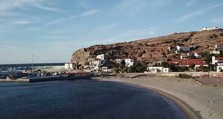 Άη Στράτης: Το πιο απομακρυσμένο νησί της Ελλάδας μέσα από τα μάτια της δημάρχου του