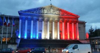 &Mu;έ&tau;&rho;&eta;&sigma;&eta; Elabe: &Mu;ό&nu;&omicron; 30% &tau;&omega;&nu; &Gamma;ά&lambda;&lambda;&omega;&nu; &epsilon;&pi;&iota;&theta;&upsilon;&mu;&omicron;ύ&nu; &kappa;&upsilon;&beta;έ&rho;&nu;&eta;&sigma;&eta; &alpha;&pi;&omicron;&kappa;&lambda;&epsilon;&iota;&sigma;&tau;&iota;&kappa;ά &alpha;&pi;ό &tau;&eta;&nu; &Alpha;&rho;&iota;&sigma;&tau;&epsilon;&rho;ά