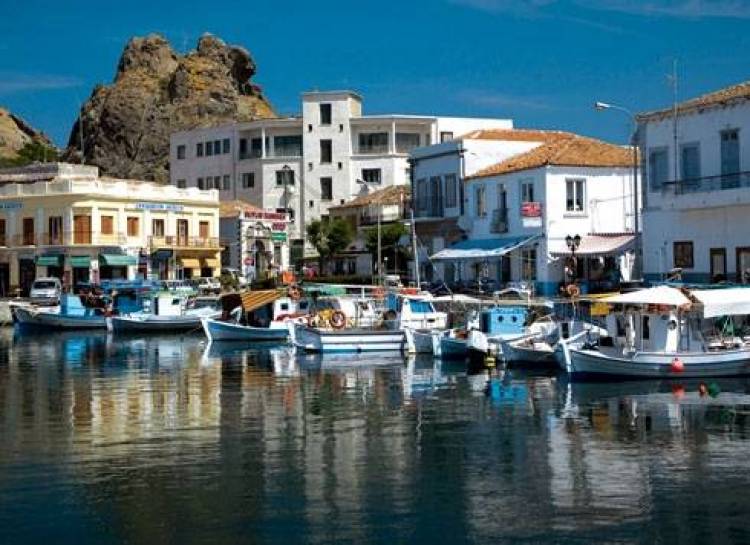 Εκπτώσεις έως 40% στην προκαταβολή των Λιμενικών Τελών