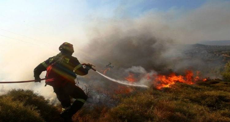 9 &sigma;&tau;&rho;έ&mu;&mu;&alpha;&tau;&alpha; &chi;&omicron;&rho;&tau;&omicron;&lambda;&iota;&beta;&alpha;&delta;&iota;&kappa;ή&sigmaf; έ&kappa;&tau;&alpha;&sigma;&eta;&sigmaf; έ&kappa;&alpha;&psi;&epsilon; &eta; &phi;&omega;&tau;&iota;ά &sigma;&tau;&omicron;&nu; &Epsilon;&beta;&gamma;ά&tau;&eta;