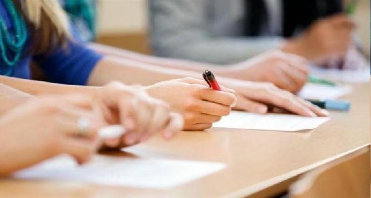 &Epsilon;&Lambda;&Mu;&Epsilon; &Lambda;ή&mu;&nu;&omicron;&upsilon; &gamma;&iota;&alpha; &tau;&iota;&sigmaf; &epsilon;&xi;&epsilon;&tau;ά&sigma;&epsilon;&iota;&sigmaf; &tau;&eta;&sigmaf; &lambda;&epsilon;&gamma;ό&mu;&epsilon;&nu;&eta;&sigmaf; &laquo;&epsilon;&lambda;&lambda;&eta;&nu;&iota;&kappa;ή&sigmaf; PISA&raquo;