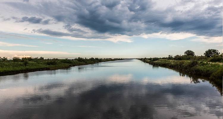 &Nu;έ&alpha; &tau;&omicron;&upsilon;&rho;&kappa;&iota;&kappa;ή &pi;&rho;&omicron;&beta;&omicron;&kappa;ά&tau;&sigma;&iota;&alpha;: &laquo;&Omicron;&iota; Έ&lambda;&lambda;&eta;&nu;&epsilon;&sigmaf; &sigma;&kappa;ό&tau;&omega;&sigma;&alpha;&nu; &Alpha;&phi;&gamma;&alpha;&nu;ό &mu;&epsilon;&tau;&alpha;&nu;ά&sigma;&tau;&eta; &sigma;&tau;&omicron;&nu; Έ&beta;&rho;&omicron;&raquo;