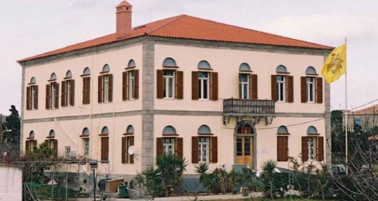 &laquo;&Alpha;&kappa;ί&nu;&eta;&tau;&omicron; &Alpha;&nu;&tau;&omega;&nu;&iota;ά&delta;&eta;&raquo;: &Eta; &epsilon;&pi;ί&sigma;&eta;&mu;&eta; &tau;&omicron;&pi;&omicron;&theta;έ&tau;&eta;&sigma;&eta; &tau;&omicron;&upsilon; &Sigma;&upsilon;&lambda;&lambda;ό&gamma;&omicron;&upsilon; &Phi;ί&lambda;&omega;&nu; &tau;&eta;&sigmaf; &Pi;&alpha;&lambda;&iota;ά&sigmaf; &Mu;&eta;&tau;&rho;ό&pi;&omicron;&lambda;&eta;&sigmaf; &mu;&epsilon;&tau;ά &tau;&eta;&nu; &alpha;&gamma;&omega;&gamma;ή &alpha;&pi;ό &tau;&eta; &Mu;&eta;&tau;&rho;ό&pi;&omicron;&lambda;&eta; &Lambda;ή&mu;&nu;&omicron;&upsilon;