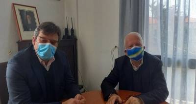 &Mu;&omicron;&upsilon;&tau;&zeta;&omicron;ύ&rho;&eta;&sigmaf; &kappa;&alpha;&iota; &Mu;&alpha;&rho;&iota;&nu;ά&kappa;&eta;&sigmaf; &epsilon;ύ&chi;&omicron;&nu;&tau;&alpha;&iota; &sigma;&tau;&iota;&sigmaf; &Gamma;&upsilon;&nu;&alpha;ί&kappa;&epsilon;&sigmaf; &mu;&epsilon; &alpha;&phi;&omicron;&rho;&mu;ή &tau;&eta;&nu; &pi;&alpha;&gamma;&kappa;ό&sigma;&mu;&iota;&alpha; &eta;&mu;έ&rho;&alpha; &tau;&omicron;&upsilon;&sigmaf;