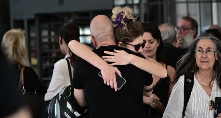 &Mu;ά&tau;&iota;-&sigma;&upsilon;&gamma;&gamma;&epsilon;&nu;&epsilon;ί&sigmaf; &theta;&upsilon;&mu;ά&tau;&omega;&nu;: &Delta;&iota;&kappa;&alpha;ί&omega;&sigma;&eta; &delta;&epsilon;&nu; &theta;&alpha; έ&rho;&theta;&epsilon;&iota; &pi;&omicron;&tau;έ, ή&tau;&alpha;&nu; έ&nu;&alpha; &psi;ή&gamma;&mu;&alpha; &iota;&kappa;&alpha;&nu;&omicron;&pi;&omicron;ί&eta;&sigma;&eta;&sigmaf; | &Omicron; &rho;ό&lambda;&omicron;&sigmaf; &tau;&omicron;&upsilon; &pi;&rho;&alpha;&gamma;&mu;&alpha;&tau;&omicron;&gamma;&nu;ώ&mu;&omicron;&nu;&alpha; &Delta;. &Lambda;&iota;ό&tau;&sigma;&iota;&omicron;&upsilon;