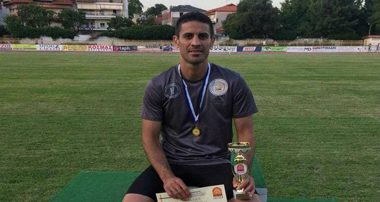 &Mu;&iota;&chi;ά&lambda;&eta;&sigmaf; &Mu;&epsilon;&rho;&tau;&zeta;&alpha;&nu;ί&delta;&eta;&sigmaf;: 1&omicron;&sigmaf; &sigma;&tau;&omicron; &Epsilon;&lambda;&lambda;&eta;&nu;&iota;&kappa;ό Grand Prix