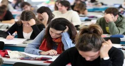 &Pi;&alpha;&nu;&epsilon;&lambda;&lambda;ή&nu;&iota;&epsilon;&sigmaf;: &Alpha;&upsilon;&lambda;&alpha;ί&alpha; &gamma;&iota;&alpha; &Gamma;&epsilon;&nu;&iota;&kappa;ά &Lambda;ύ&kappa;&epsilon;&iota;&alpha; | &Sigma;&tau;&omicron; &upsilon;&pi;. &Pi;&alpha;&iota;&delta;&epsilon;ί&alpha;&sigmaf; &omicron; &pi;&rho;&omega;&theta;&upsilon;&pi;&omicron;&upsilon;&rho;&gamma;ό&sigmaf;