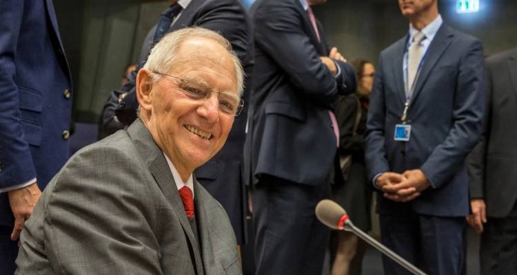 &Alpha;&pi;&omicron;&mu;&nu;&eta;&mu;&omicron;&nu;&epsilon;ύ&mu;&alpha;&tau;&alpha; &Sigma;ό&iota;&mu;&pi;&lambda;&epsilon;: &Alpha;&pi;&omicron;&kappa;&alpha;&lambda;ύ&pi;&tau;&epsilon;&iota; &tau;&eta;&nu; ά&gamma;&nu;&omega;&sigma;&tau;&eta; &alpha;&pi;ό&pi;&epsilon;&iota;&rho;&alpha; &alpha;&nu;&alpha;&tau;&rho;&omicron;&pi;ή&sigmaf; &tau;&eta;&sigmaf; &Mu;έ&rho;&kappa;&epsilon;&lambda; &tau;&omicron; 2015