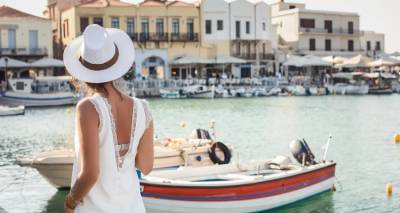 Πότε ξεκινούν οι αιτήσεις για τον «Τουρισμό για όλους» | Εντός εβδομάδος οι πίνακες των δικαιούχων του Κοινωνικού Τουρισμού