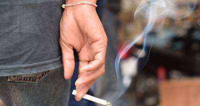 &Eta; &Nu;έ&alpha; &Zeta;&eta;&lambda;&alpha;&nu;&delta;ί&alpha; &gamma;ί&nu;&epsilon;&tau;&alpha;&iota; &eta; &pi;&rho;ώ&tau;&eta; smoke free &chi;ώ&rho;&alpha; &ndash; &Tau;&iota; &pi;&rho;&omicron;&beta;&lambda;έ&pi;&omicron;&upsilon;&nu; &omicron;&iota; &alpha;&upsilon;&sigma;&tau;&eta;&rho;&omicron;ί &nu;ό&mu;&omicron;&iota;