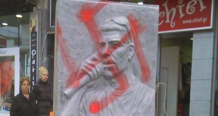 &Beta;&epsilon;&beta;ή&lambda;&omega;&sigma;&alpha;&nu; &tau;&omicron; &mu;&nu;&eta;&mu;&epsilon;ί&omicron; &tau;&omicron;&upsilon; &Pi;&alpha;ύ&lambda;&omicron;&upsilon; &Phi;ύ&sigma;&sigma;&alpha; &mu;&epsilon; &sigma;&beta;ά&sigma;&tau;&iota;&gamma;&kappa;&epsilon;&sigmaf; (photos)