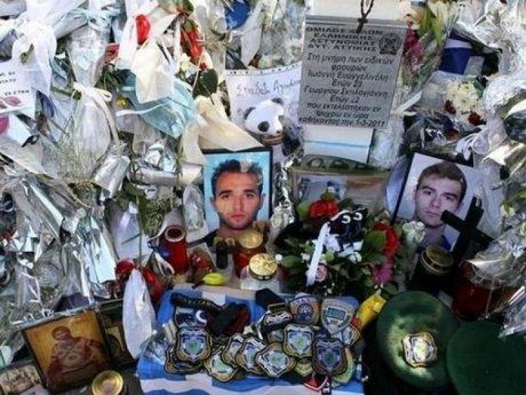 &Delta;&iota;&sigmaf; &iota;&sigma;ό&beta;&iota;&alpha; &gamma;&iota;&alpha; &tau;&eta; &delta;&omicron;&lambda;&omicron;&phi;&omicron;&nu;ί&alpha; &tau;&omega;&nu; &delta;ύ&omicron; &tau;&eta;&sigmaf; &omicron;&mu;ά&delta;&alpha;&sigmaf; &Delta;&Iota;&Alpha;&Sigma; &sigma;&tau;&omicron;&upsilon; &Rho;έ&nu;&tau;&eta;