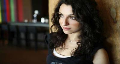 &Mu;&omicron;&upsilon;&sigma;&iota;&kappa;ό &tau;&alpha;&xi;ί&delta;&iota; &mu;&epsilon; &tau;&eta; &Zeta;&omega;ή &Pi;&alpha;&pi;&alpha;&delta;&omicron;&pi;&omicron;ύ&lambda;&omicron;&upsilon; &sigma;&tau;&iota;&sigmaf; 3 &Iota;&alpha;&nu;&omicron;&upsilon;&alpha;&rho;ί&omicron;&upsilon; &sigma;&tau;&omicron; &laquo;&Mu;&alpha;&rho;&omicron;ύ&lambda;&alpha;