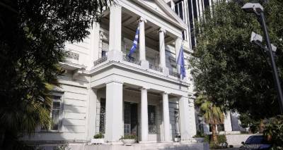 &Sigma;&kappa;&lambda;&eta;&rho;ή &alpha;&pi;ά&nu;&tau;&eta;&sigma;&eta; &tau;&eta;&sigmaf; &Alpha;&theta;ή&nu;&alpha;&sigmaf; &sigma;&tau;&eta;&nu; &Tau;&omicron;&upsilon;&rho;&kappa;ί&alpha; &gamma;&iota;&alpha; &tau;&eta;&nu; &Pi;&tau;&Delta;: &Delta;&iota;&alpha;&sigma;&tau;&rho;&epsilon;&beta;&lambda;ώ&nu;&omicron;&upsilon;&nu; &tau;&eta;&nu; &pi;&rho;&alpha;&gamma;&mu;&alpha;&tau;&iota;&kappa;ό&tau;&eta;&tau;&alpha;, &delta;&eta;&mu;&iota;&omicron;&upsilon;&rho;&gamma;&omicron;ύ&nu; &epsilon;&nu;&tau;ά&sigma;&epsilon;&iota;&sigmaf;