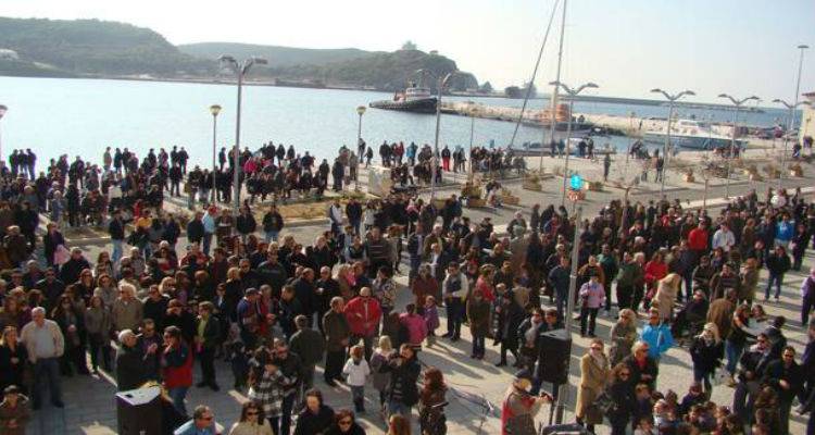 &Sigma;&upsilon;&gamma;&kappa;έ&nu;&tau;&rho;&omega;&sigma;&eta; &delta;&iota;&alpha;&mu;&alpha;&rho;&tau;&upsilon;&rho;ί&alpha;&sigmaf; &sigma;&tau;&eta; &Lambda;ή&mu;&nu;&omicron; &gamma;&iota;&alpha; &tau;&eta;&nu; &alpha;ύ&xi;&eta;&sigma;&eta; &tau;&omicron;&upsilon; &Phi;.&Pi;.&Alpha;