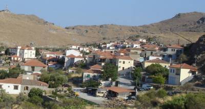 &Tau;&epsilon;&lambda;&epsilon;&upsilon;&tau;&alpha;ί&alpha; &epsilon;&xi;έ&lambda;&iota;&xi;&eta;: &Upsilon;&pi;ό έ&lambda;&epsilon;&gamma;&chi;&omicron; &eta; &phi;&omega;&tau;&iota;ά &sigma;&tau;&omicron; &Theta;ά&nu;&omicron;&sigmaf;