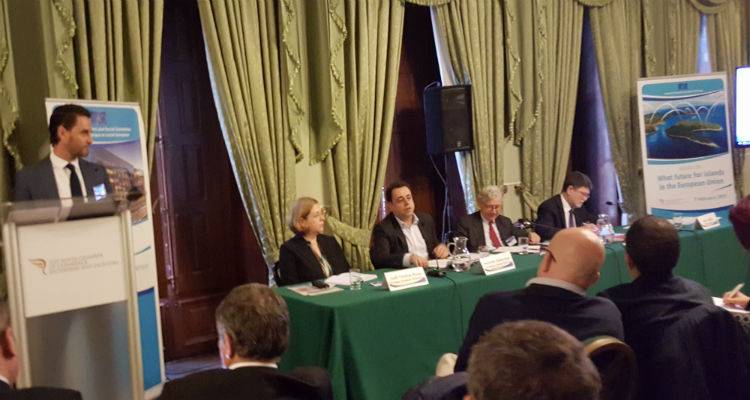 &Upsilon;&pi;έ&rho; &tau;&eta;&sigmaf; &delta;&iota;&alpha;&tau;ή&rho;&eta;&sigma;&eta;&sigmaf; &tau;&omicron;&upsilon; &mu;&epsilon;&iota;&omega;&mu;έ&nu;&omicron;&upsilon; &kappa;&alpha;&theta;&epsilon;&sigma;&tau;ώ&tau;&omicron;&sigmaf; &Phi;&Pi;&Alpha; &sigma;&tau;&alpha; &nu;&eta;&sigma;&iota;ά &tau;&omicron; INSULEUR